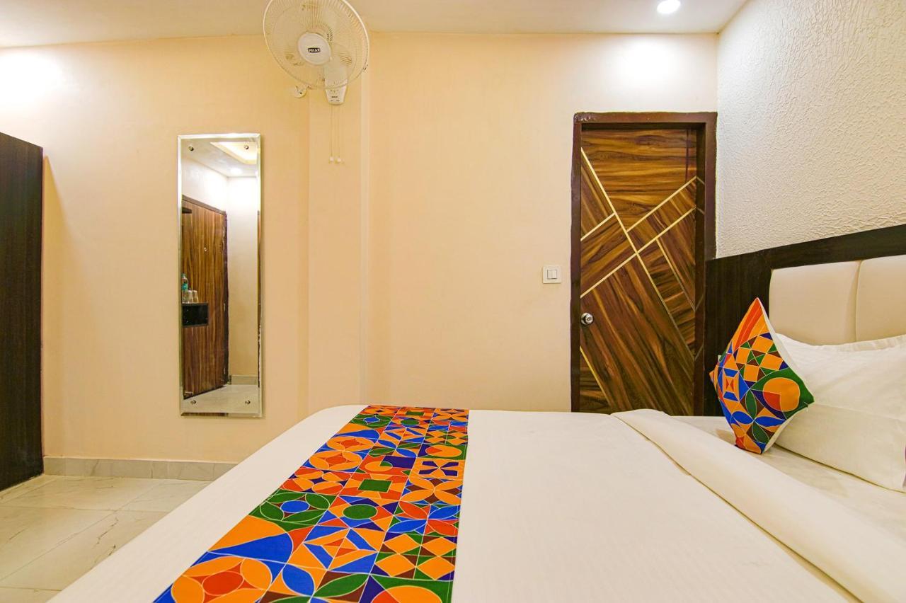 Fabhotel Palm Plaza Zirakpur Esterno foto