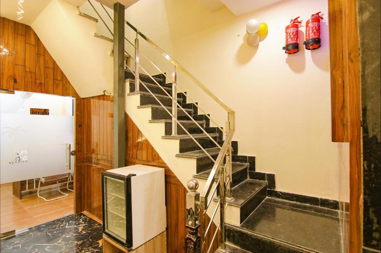 Fabhotel Palm Plaza Zirakpur Esterno foto