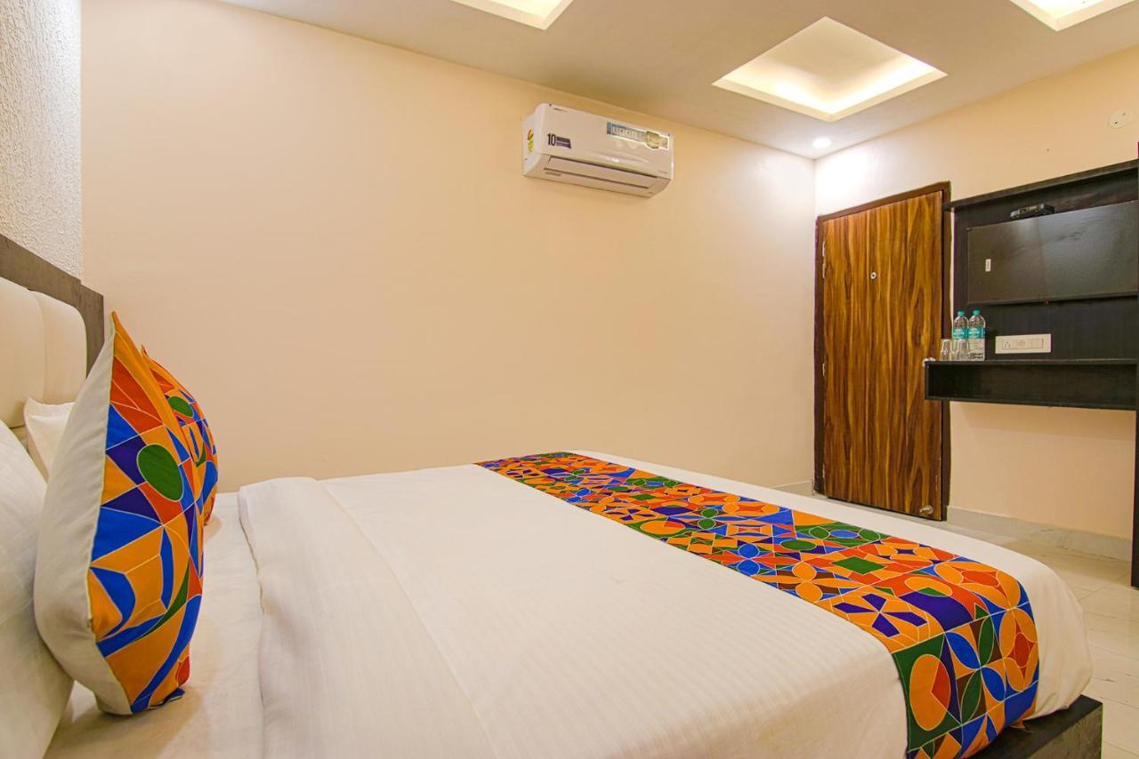 Fabhotel Palm Plaza Zirakpur Esterno foto